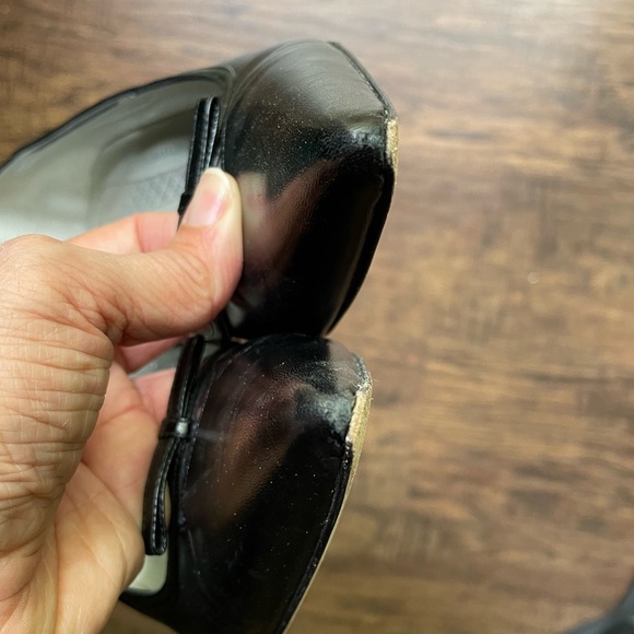 BCBG MaxAzria Pumps - Picture 5 of 7